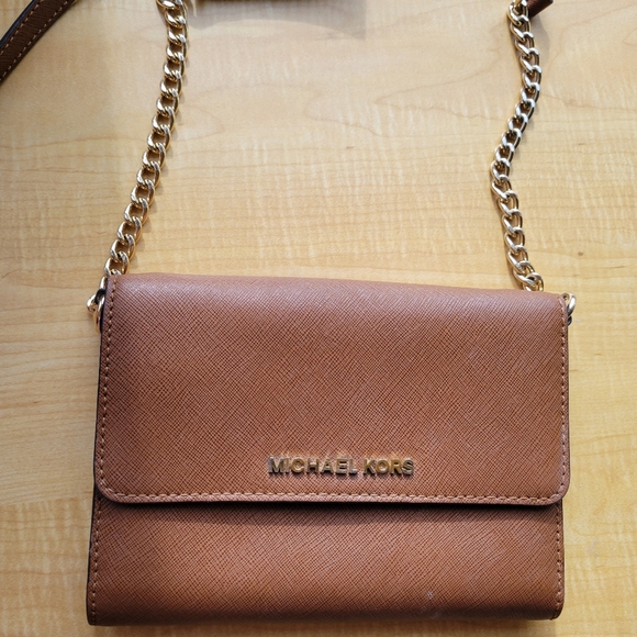 Michael Kors Handbags - Michael Kors JetSet Saffiano Leather Mini Crossbody Purse